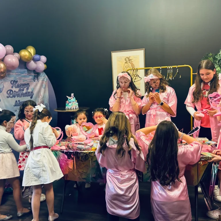 EF4C71C2-7B2D-409E-9E89-CF41A3615BEE